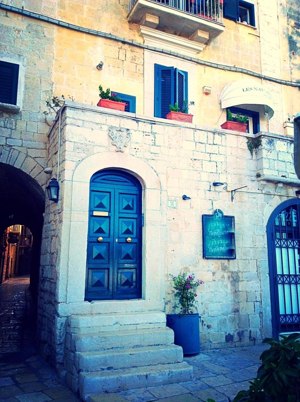 Les Naturels Maison Διαμέρισμα Trani Εξωτερικό φωτογραφία