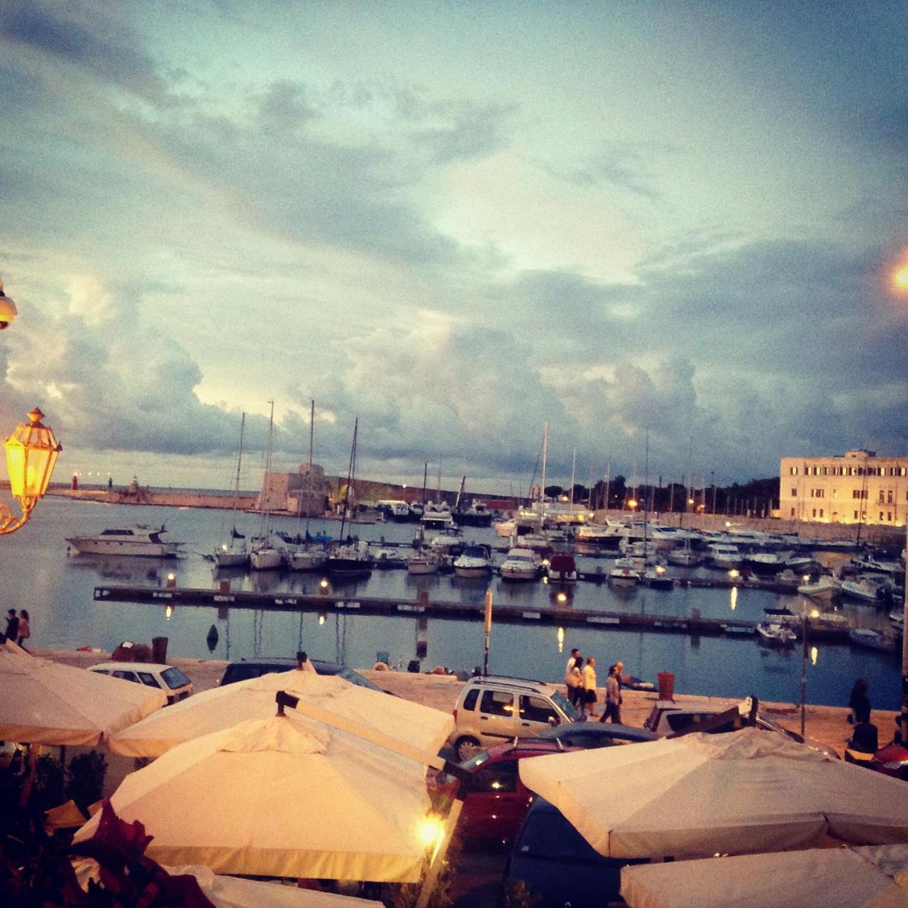 Les Naturels Maison Διαμέρισμα Trani Εξωτερικό φωτογραφία